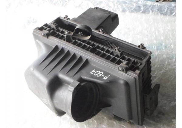 Корпус повітряного фільтра Citroen C5, C8, Peugeot 607, 807, 2.0 HDi, 9640454480 *